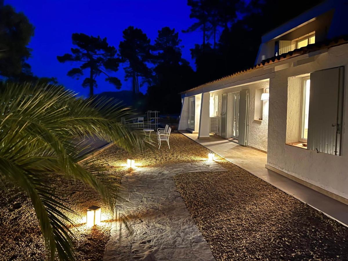 Villa Ormarine, Vue Exceptionnelle Sur La Baie De Cannes Et Le Mercantour Les Adrets-de-l'Estérel Buitenkant foto